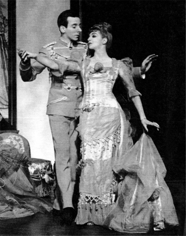 Loper and Barrat are Broadway-bound in the 1939 production of One for the Money.